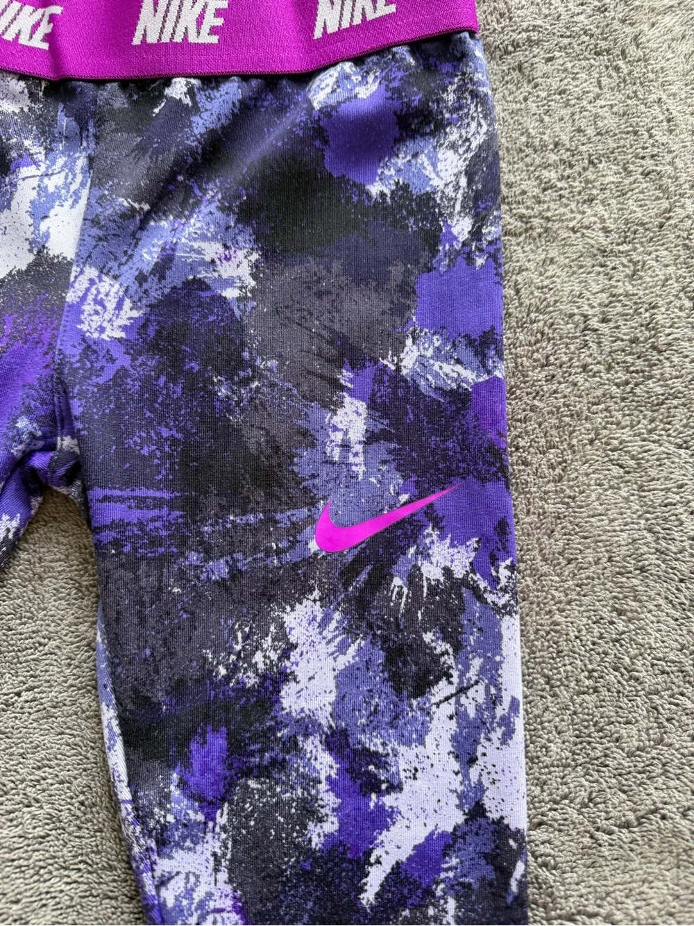 Nike Girls' Purple Black White Printed Athletic Capri Leggings